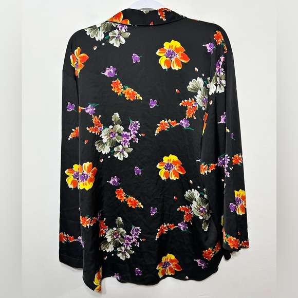 Savage X Fenty Night Blooms Oversized Button Up Sleep Shirt Womens Size Medium - Picture 6 of 9